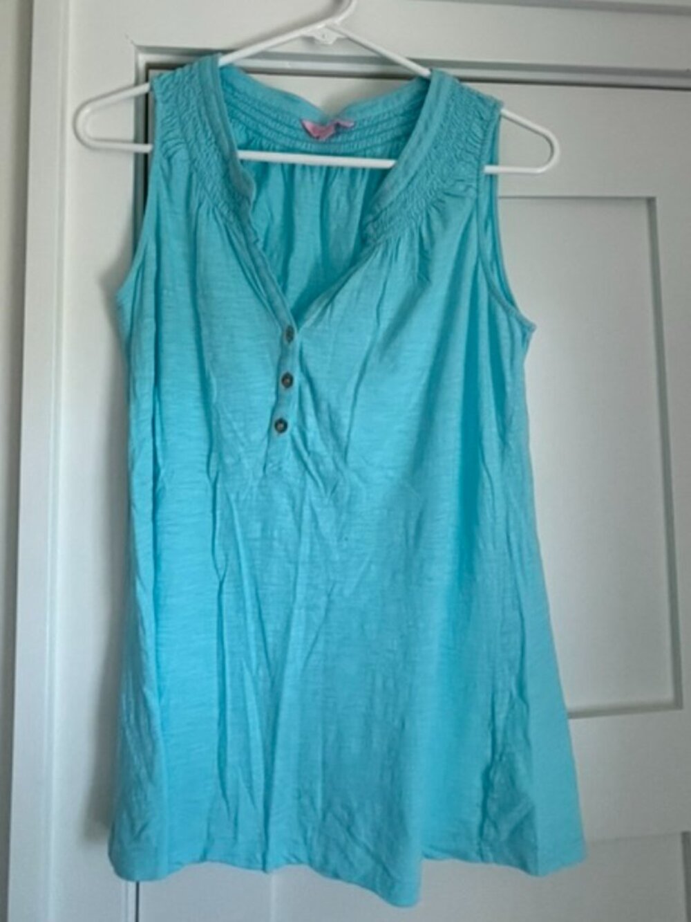 Lilly Pulitzer t-shirt
